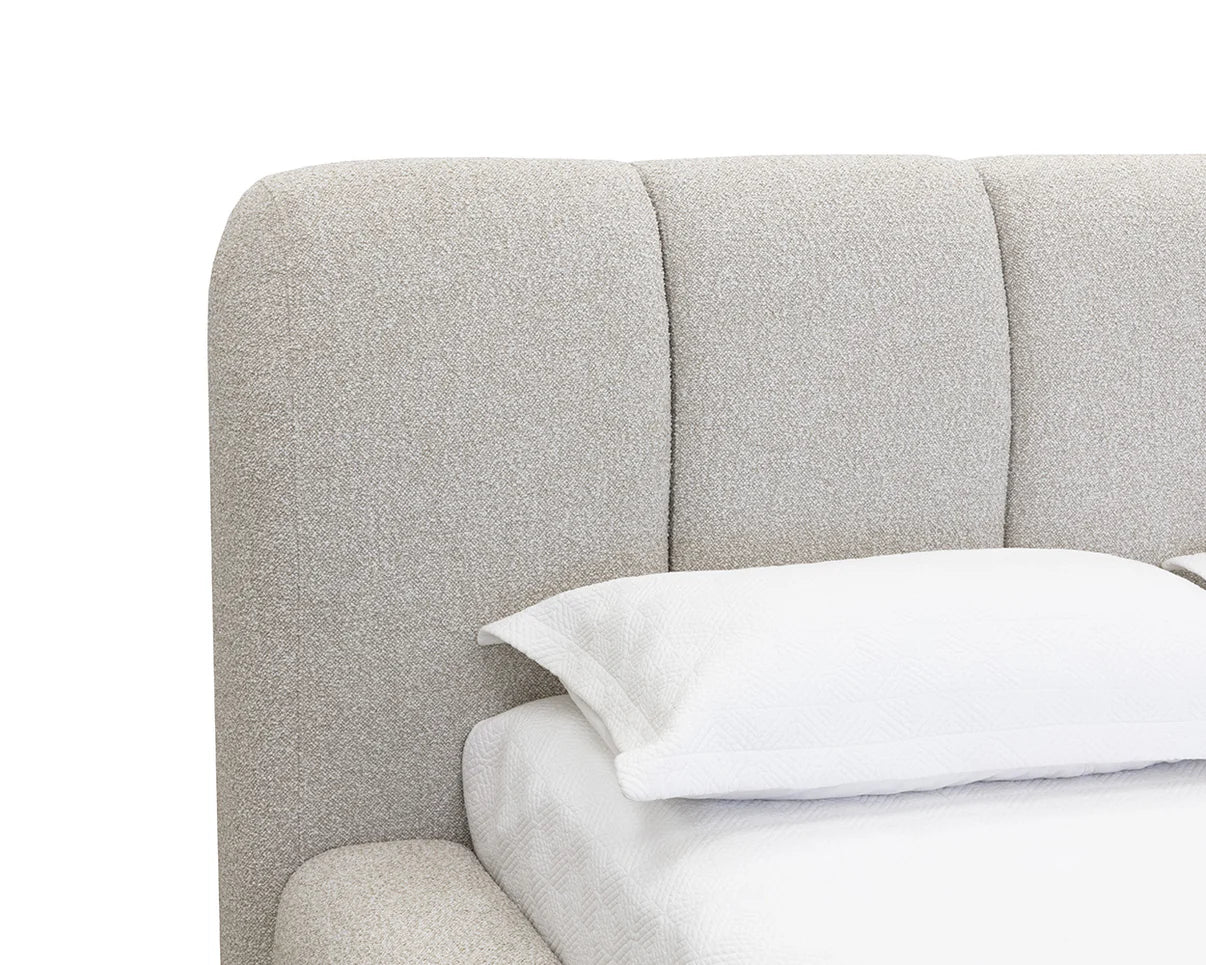 Olena Santa Cruz Oatmeal