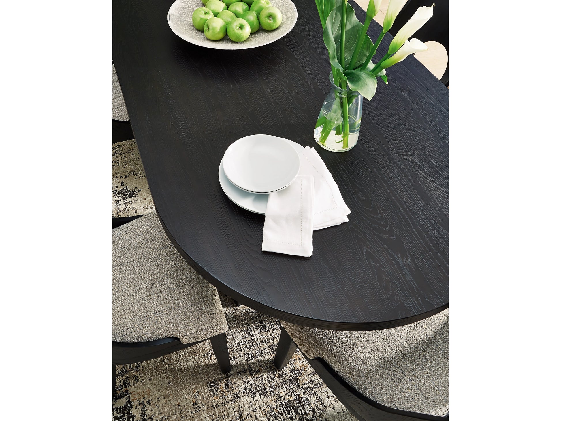 Rowanbeck Dining Table